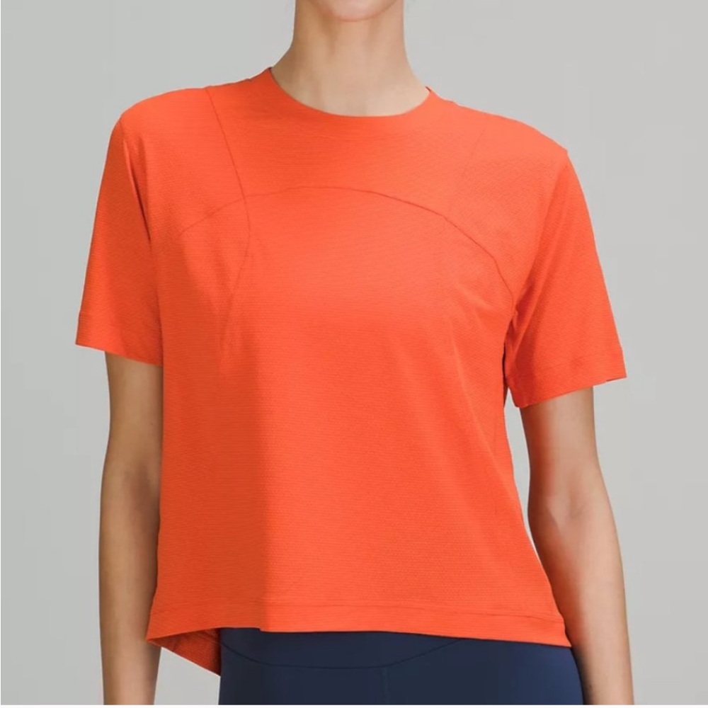 Lululemon top